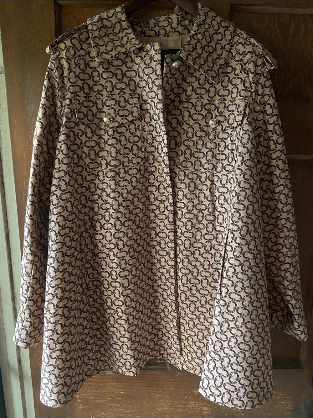 NWT Gorgeous Ann Taylor Link Print Swing Coat in Cafe Au Lait Color.